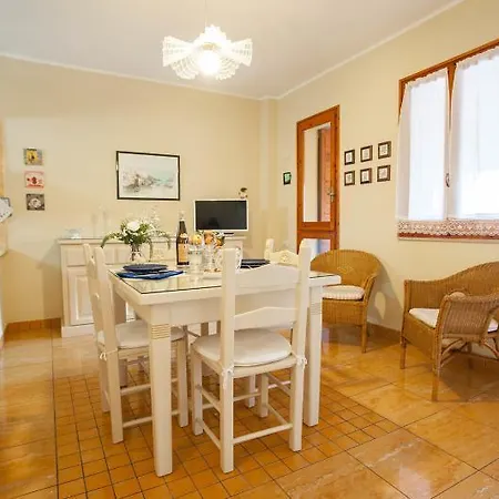 Strelitzia House * Quartu SantʼElena