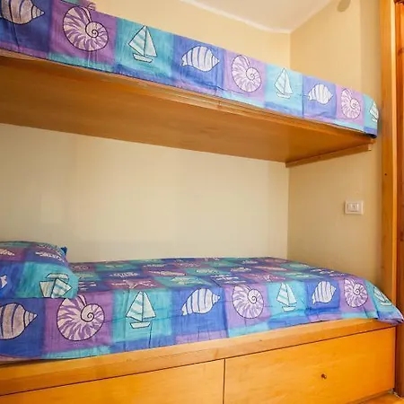 Holiday home Strelitzia Holiday House *