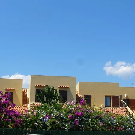 Strelitzia House Hébergement de vacances Quartu SantʼElena