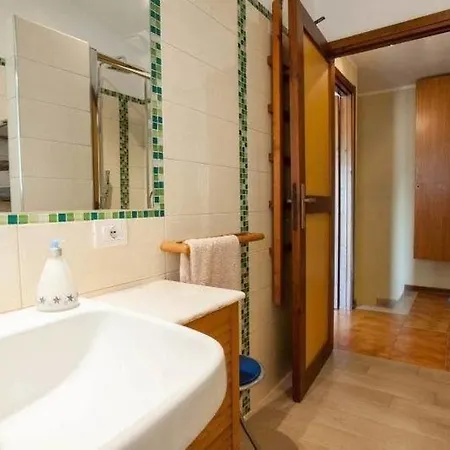 Holiday home Strelitzia Holiday House *